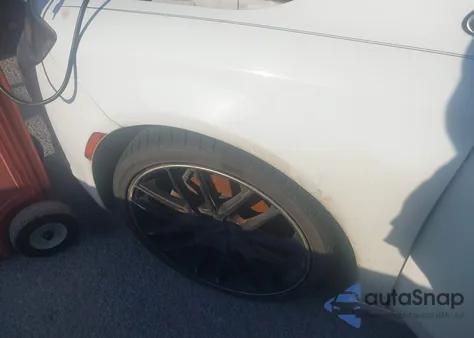 2015 Chrysler 200 Limited из США, поврежденный, VIN 1C3CCCAB1FN574001